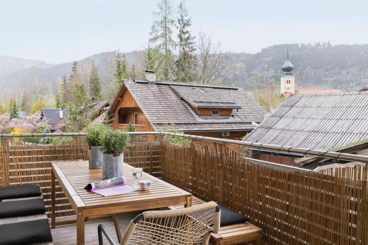 Das Dorf In Der Stadt Schladming Buitenkant foto