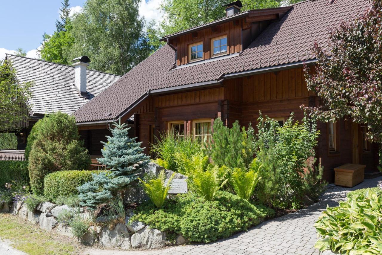 Das Dorf In Der Stadt Schladming Buitenkant foto